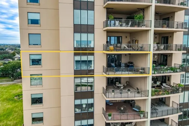 $1,350,000 | 232 Lake Marina Avenue, Unit 8A, New Orleans, LA 70124