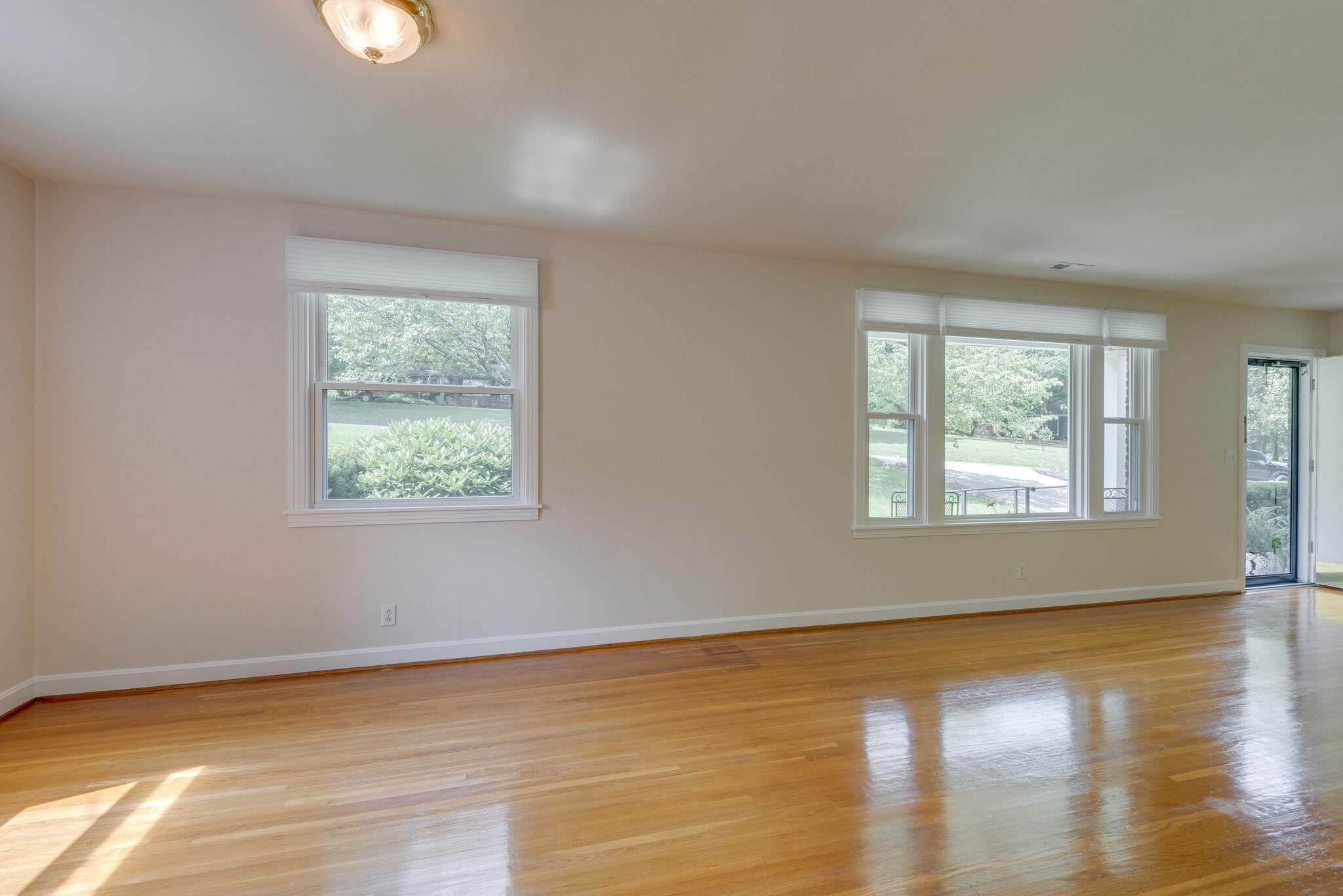 525 Crieve Road Nashville, TN 37220 - Photo 7 of 28 Gallery Image 7