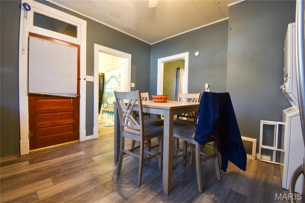 619 East Main Street Staunton, IL 62088 - Photo 13 of 17