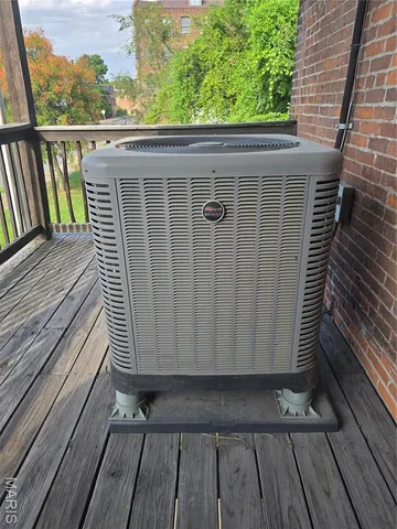 $125,000 | 2803 Hadley Street, St. Louis, MO 63107