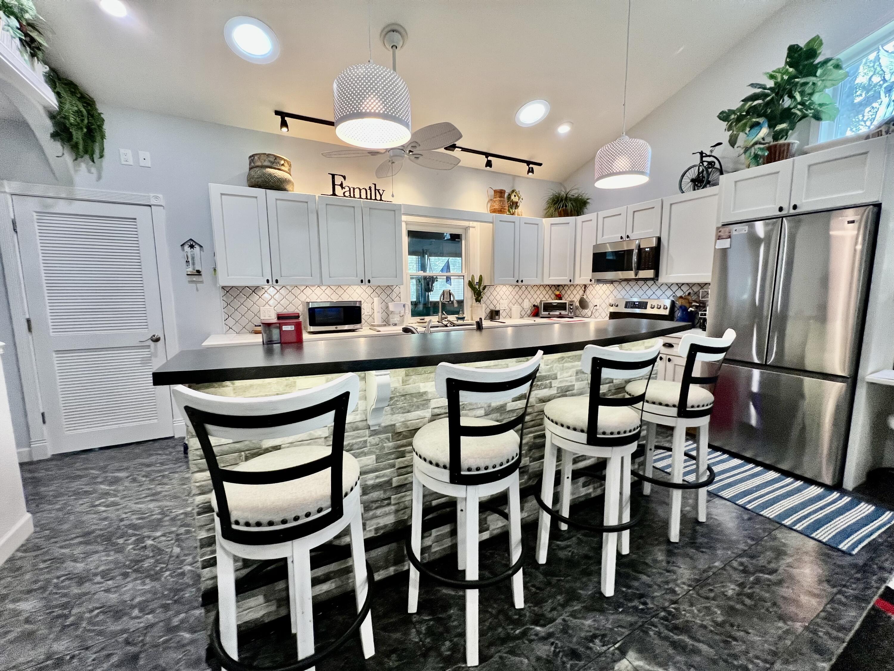 226 Marsh Landing North Freeport, FL 32439 - Photo 4 of 53 IMG_7031