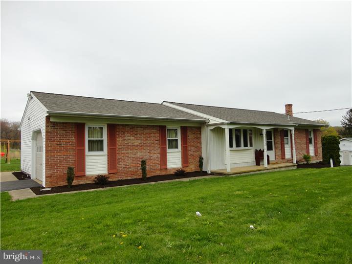 323 Walnuttown Road Fleetwood, PA 19522 - Photo 1 of 25 Exterior Front