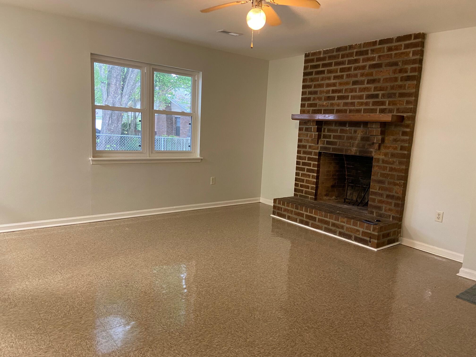 7722 Oldridge Road North Charleston, SC 29418 - Photo 2 of 12 IMG_1834
