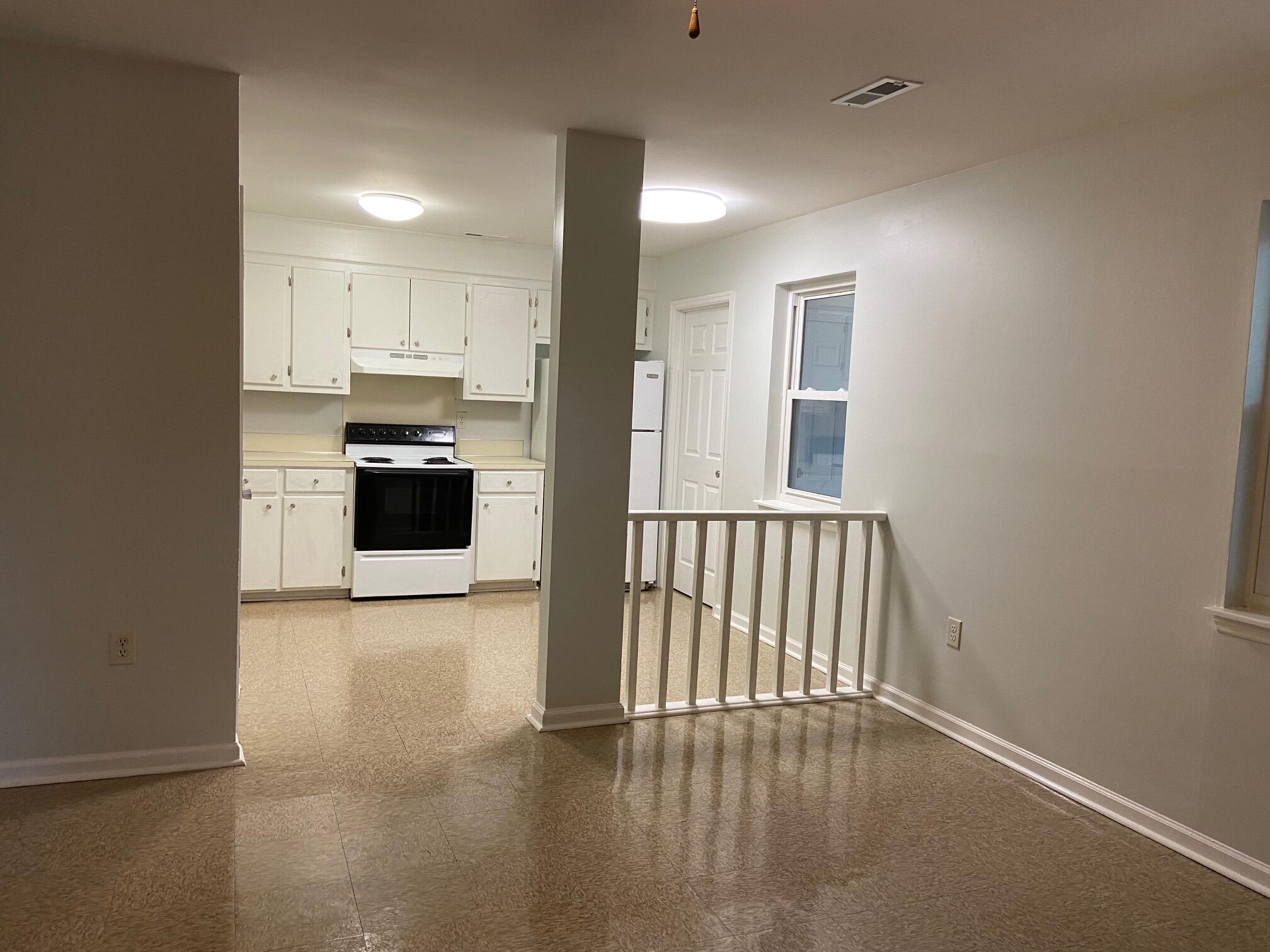 7722 Oldridge Road North Charleston, SC 29418 - Photo 3 of 12 IMG_1833