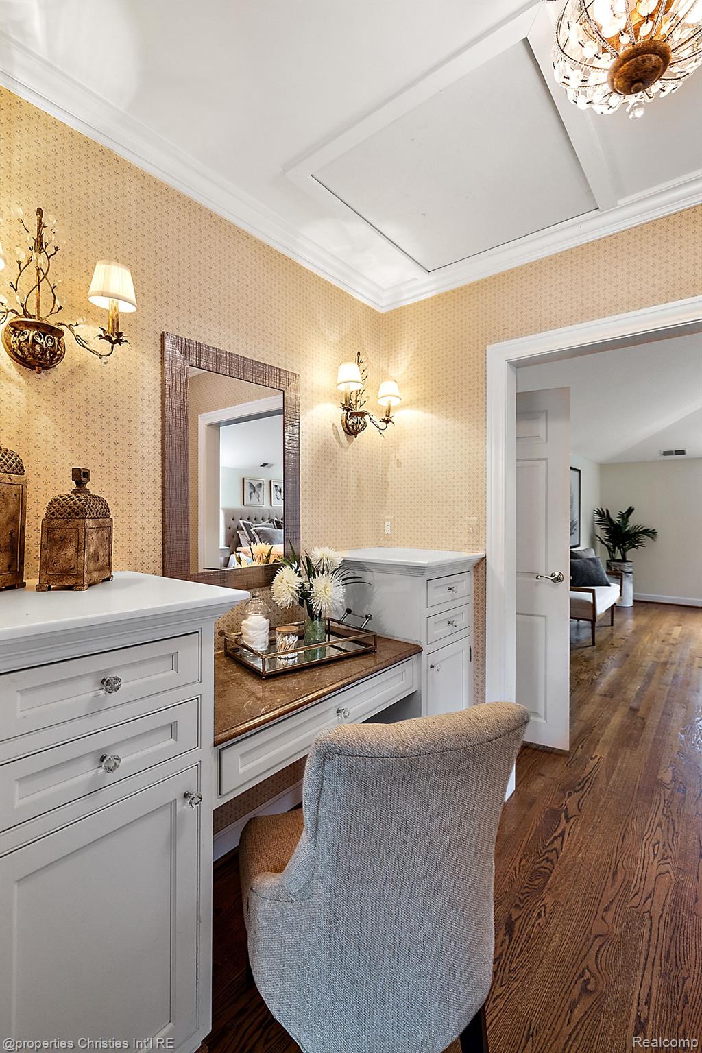2611 Amberly Road Bloomfield Hills, MI 48301 - Photo 26 of 61 Gallery Image 26