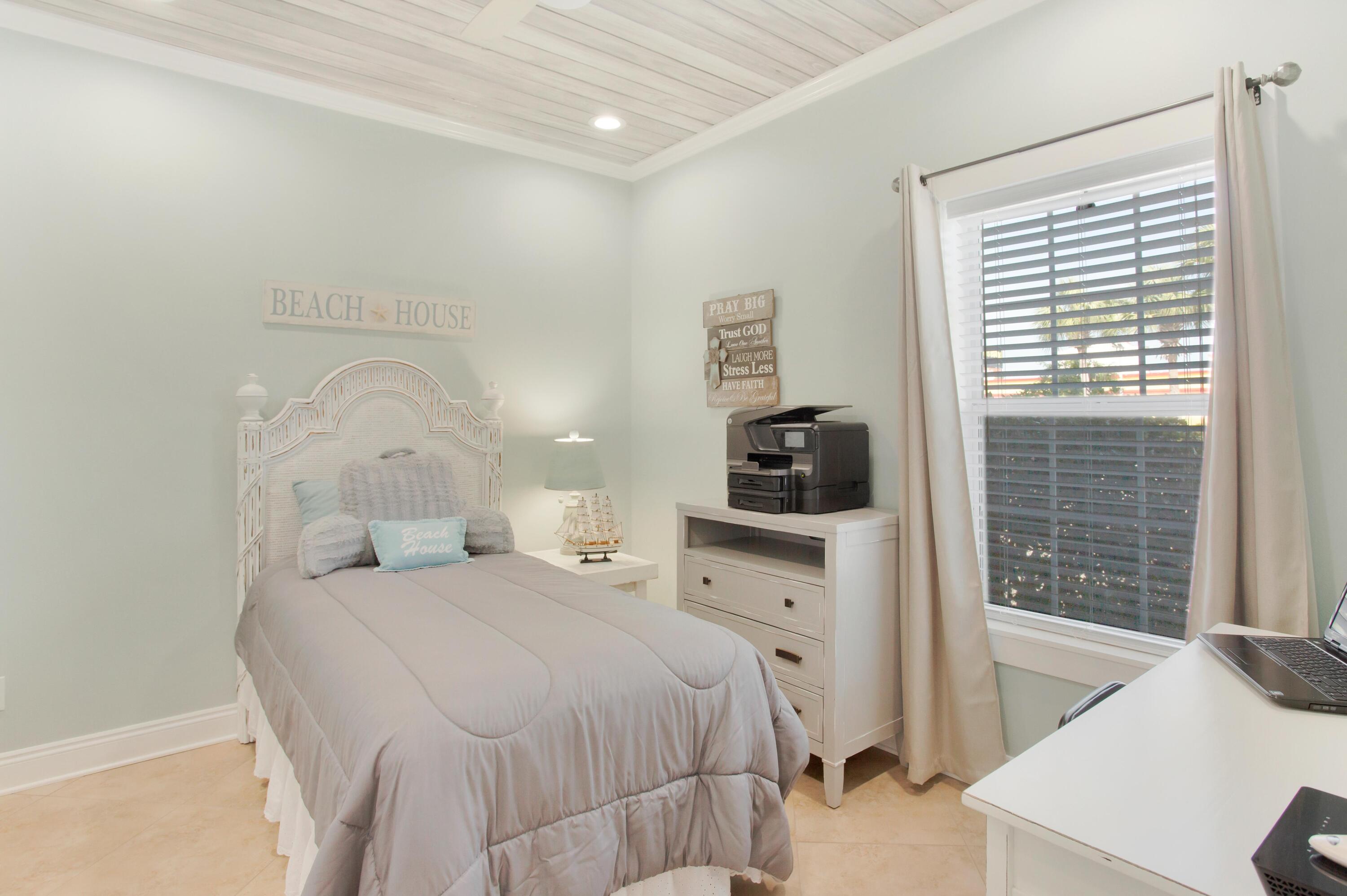 104 Sandtrap Road, Unit 105 Miramar Beach, FL 32550 - Photo 16 of 36 Bedroom 1 First Level