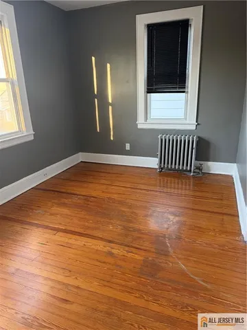 $2,300 | 185 Linden Avenue, Unit 2, Irvington, NJ 07111