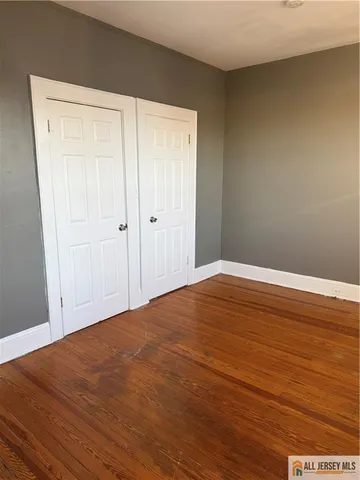 $2,300 | 185 Linden Avenue, Unit 2, Irvington, NJ 07111