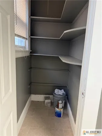 $2,275 | 185 Linden Avenue, Unit 2, Irvington, NJ 07111