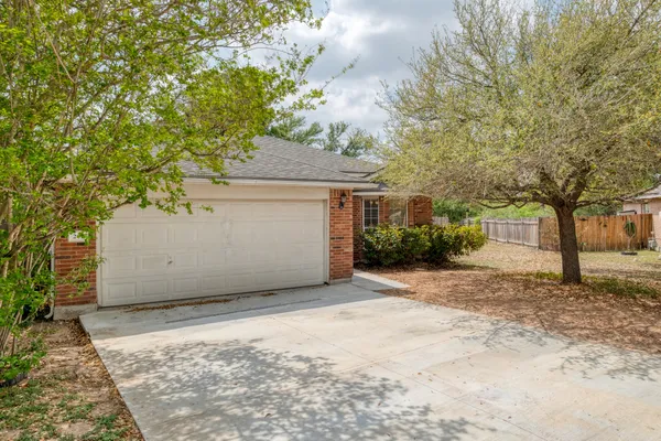 $265,000 | 209 Antietam Drive, Elgin, TX 78621