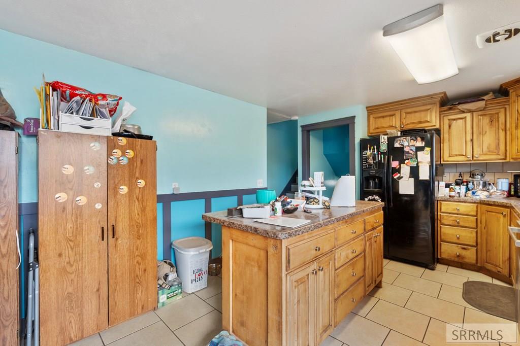 2483 Mars Street Idaho Falls, ID 83402 - Photo 8 of 39