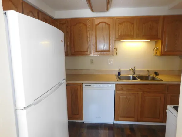 $131,900 | 7 Beachwood Bay Drive, Unit 2, Cutler, ME 04626