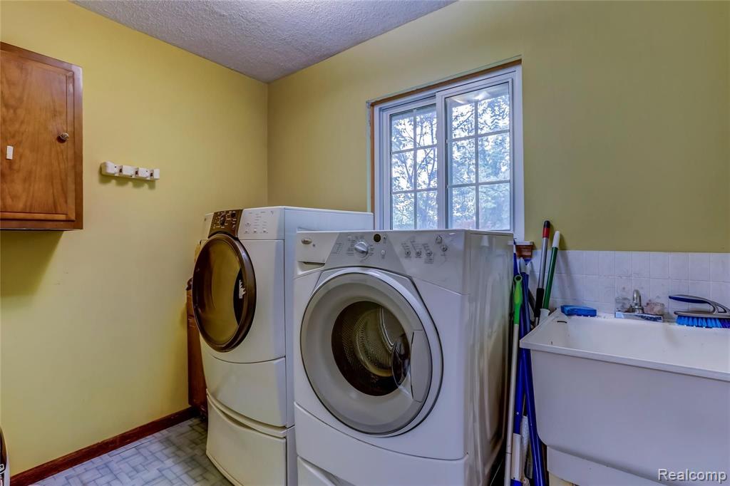 53400 Chesterfield Road Chesterfield, MI 48051 - Photo 24 of 36