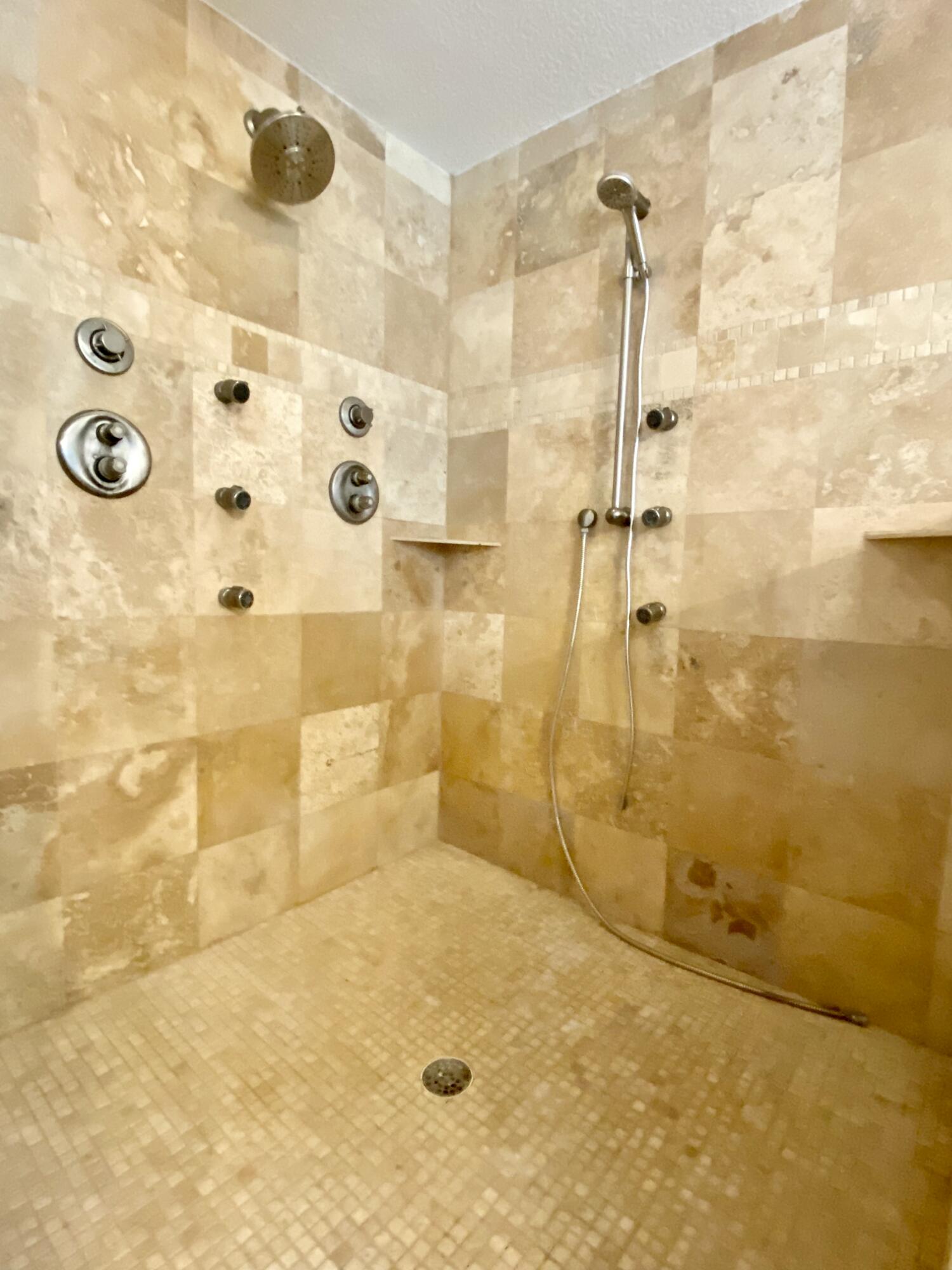 16605 115th Avenue North Jupiter, FL 33478 - Photo 26 of 54 a bathroom with a shower