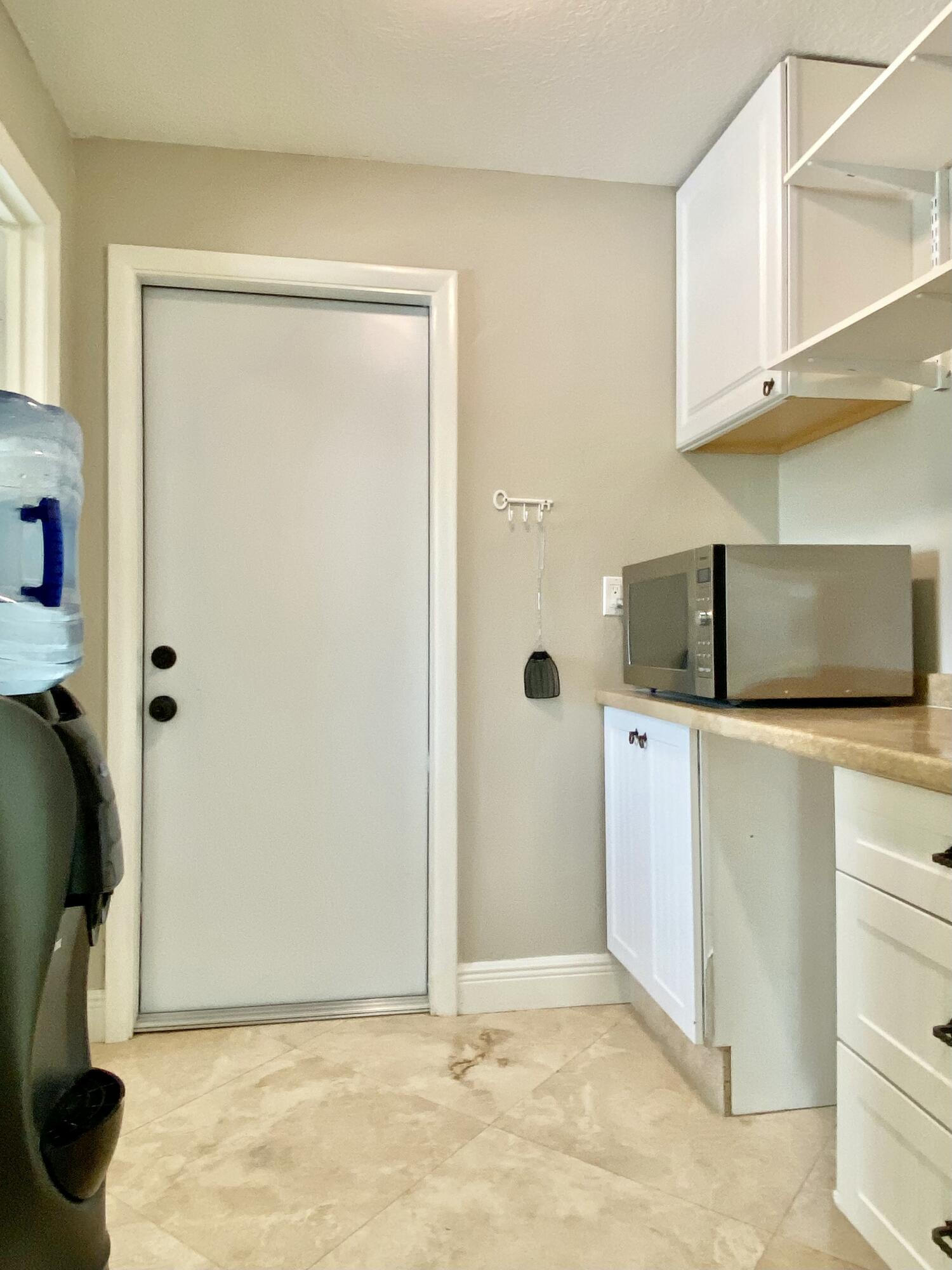 16605 115th Avenue North Jupiter, FL 33478 - Photo 38 of 54 a view of kitchen