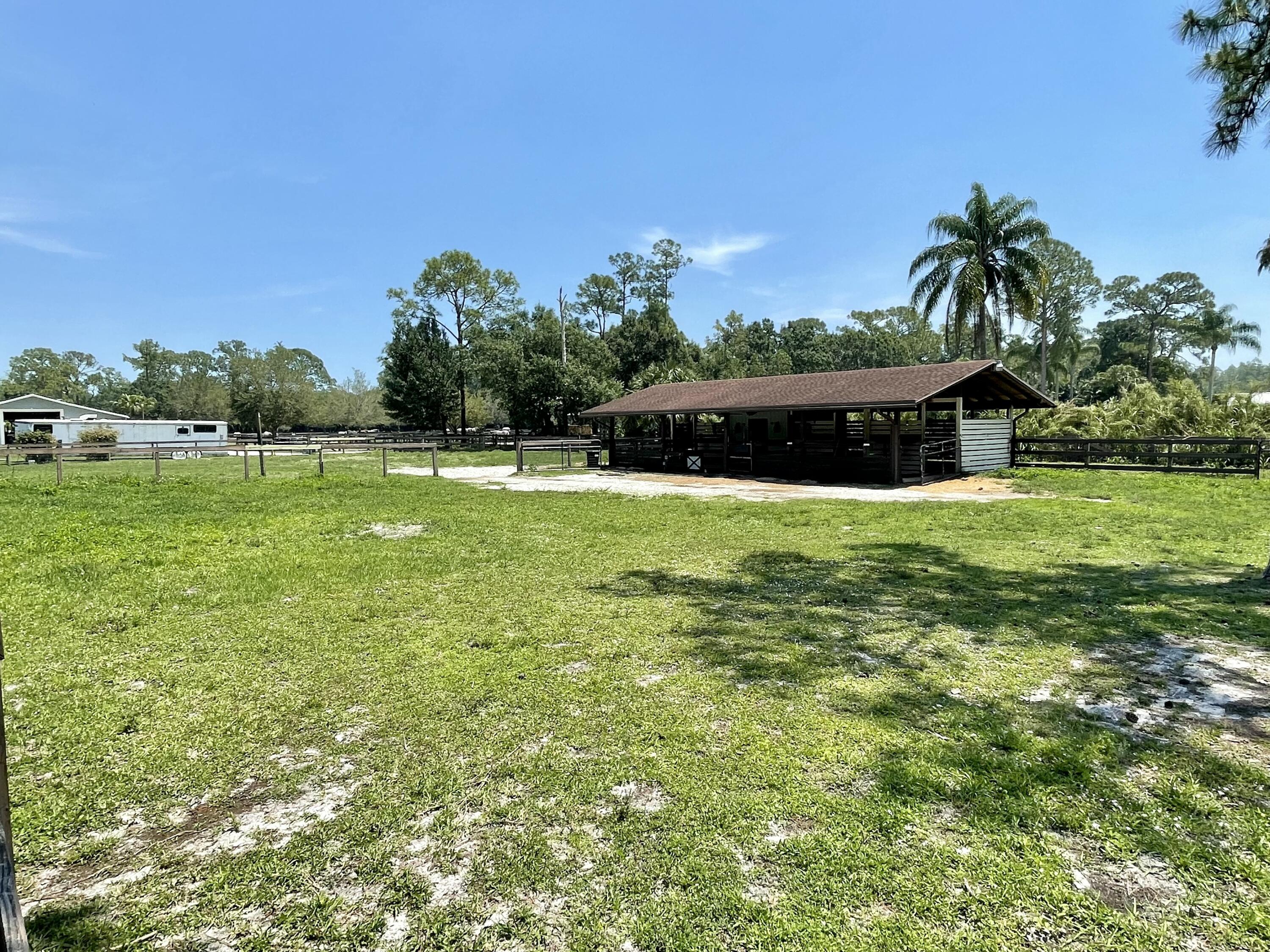 16605 115th Avenue North Jupiter, FL 33478 - Photo 52 of 54 a view of a backyard