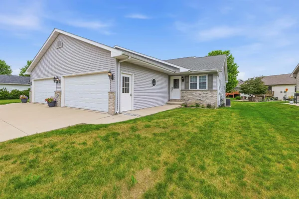$371,000 | 1333 South Park Avenue, Fond du Lac, WI 54935