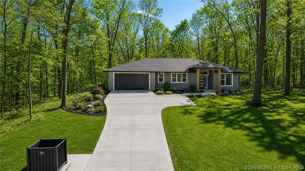 $424,000 | 701 Spring Creek Drive, Sunrise Beach, MO 65079