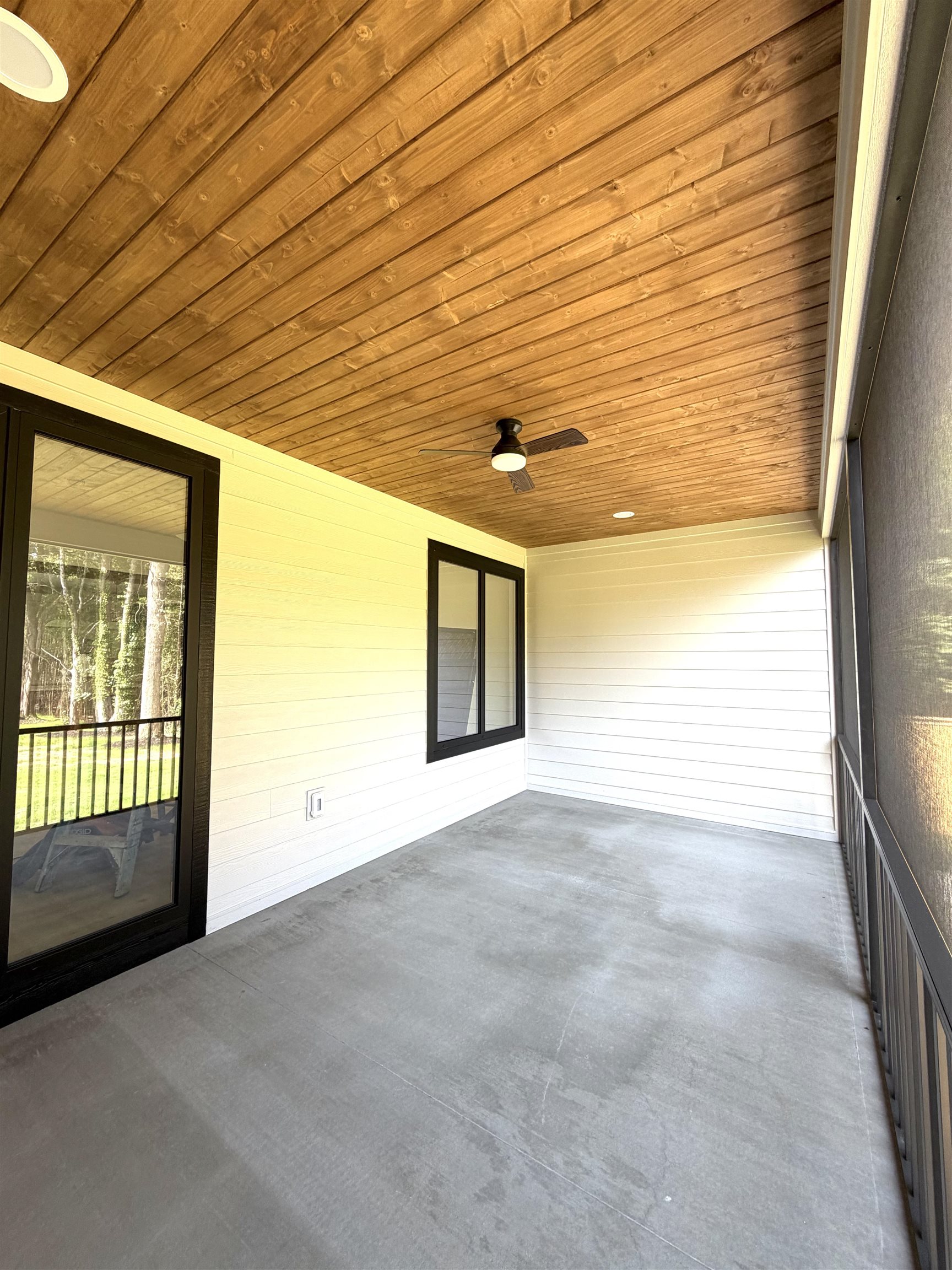 141 Babb Road Campobello, SC 29322 - Photo 44 of 48