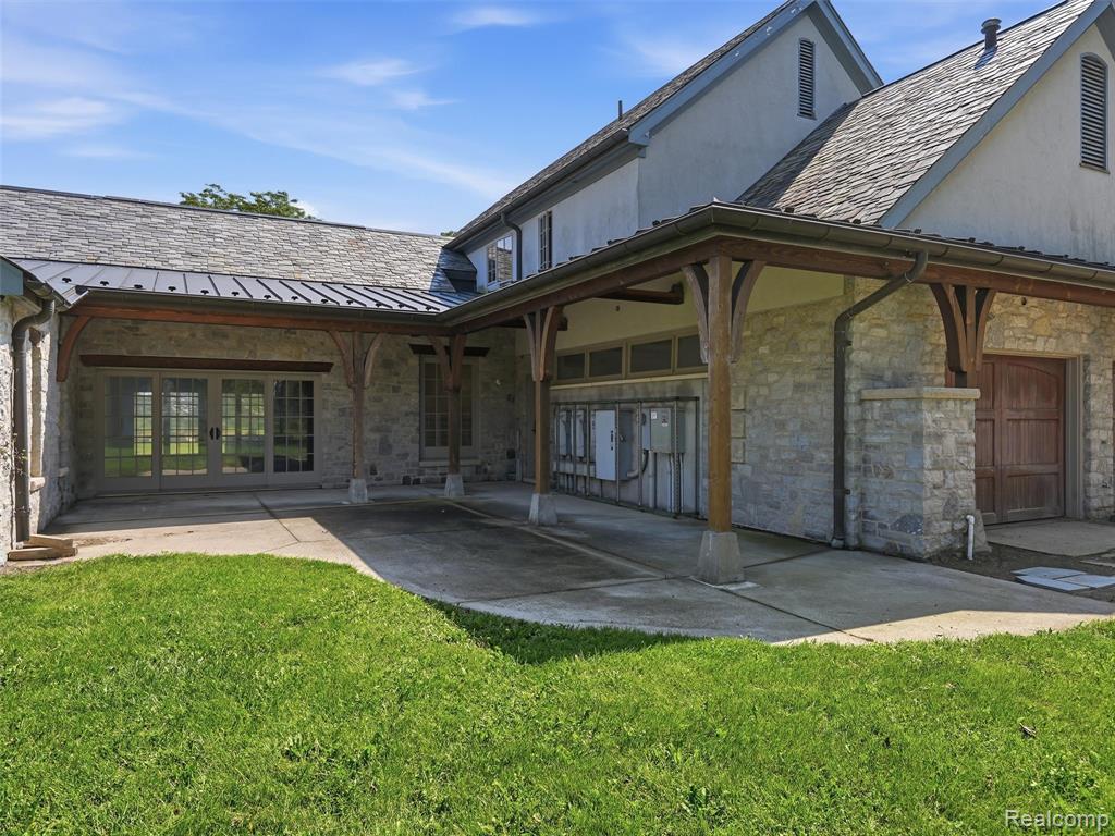 61400 Romeo Plank Road Ray, MI 48096 - Photo 8 of 99 Gallery Image 8