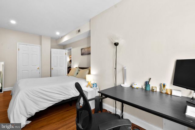 $2,875,000 | 1121 Walnut Street, Philadelphia, PA 19107