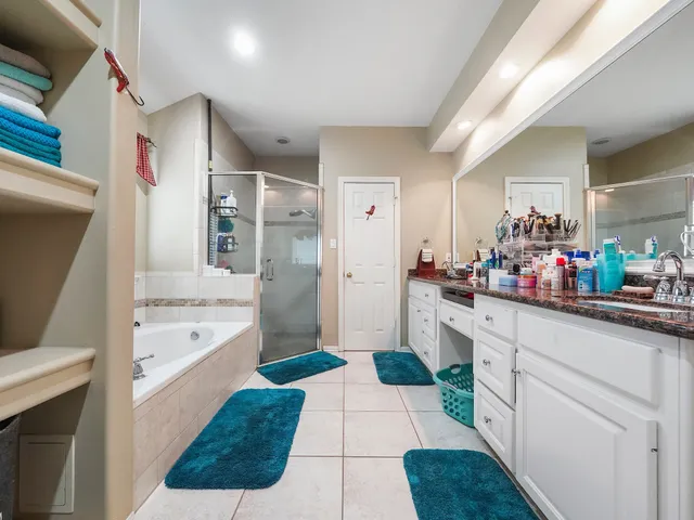 $799,987 | 28710 Misty Oaks Drive, Huffman, TX 77336