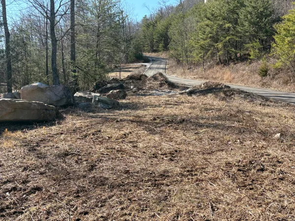 $165,000 | 935 Bluff Ledge Trail, Hixson, TN 37343