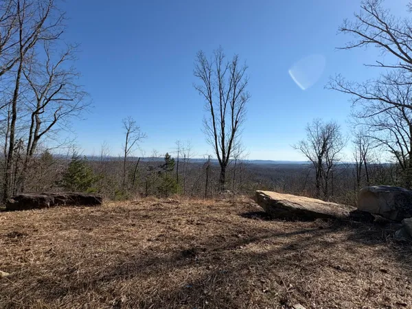 $165,000 | 935 Bluff Ledge Trail, Hixson, TN 37343