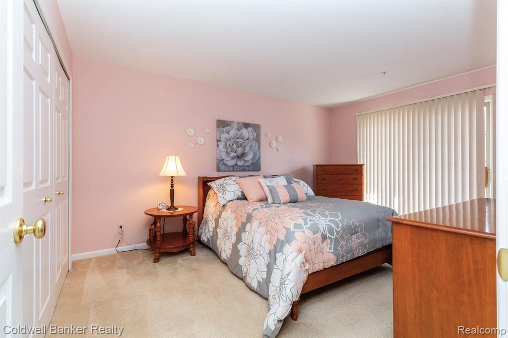 16962 Farmington Road Livonia, MI 48154 - Photo 17 of 38