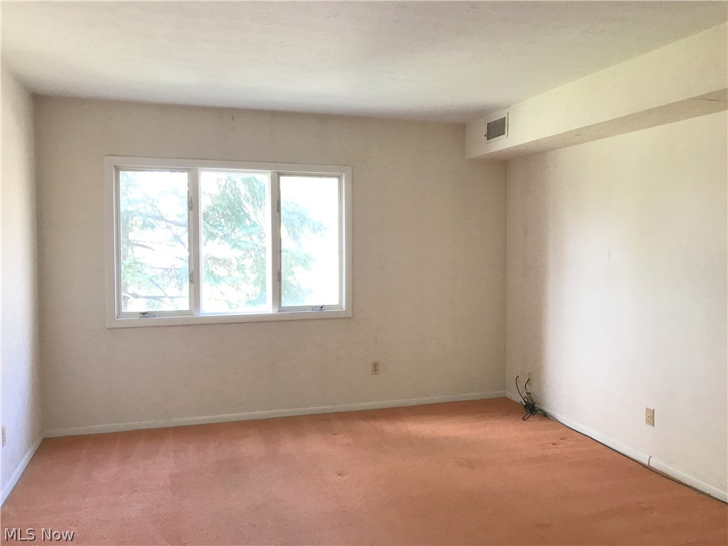 3701 Mayfield Road, Unit 211 Cleveland Heights, OH 44121 - Photo 24 of 35 Second Bedroom