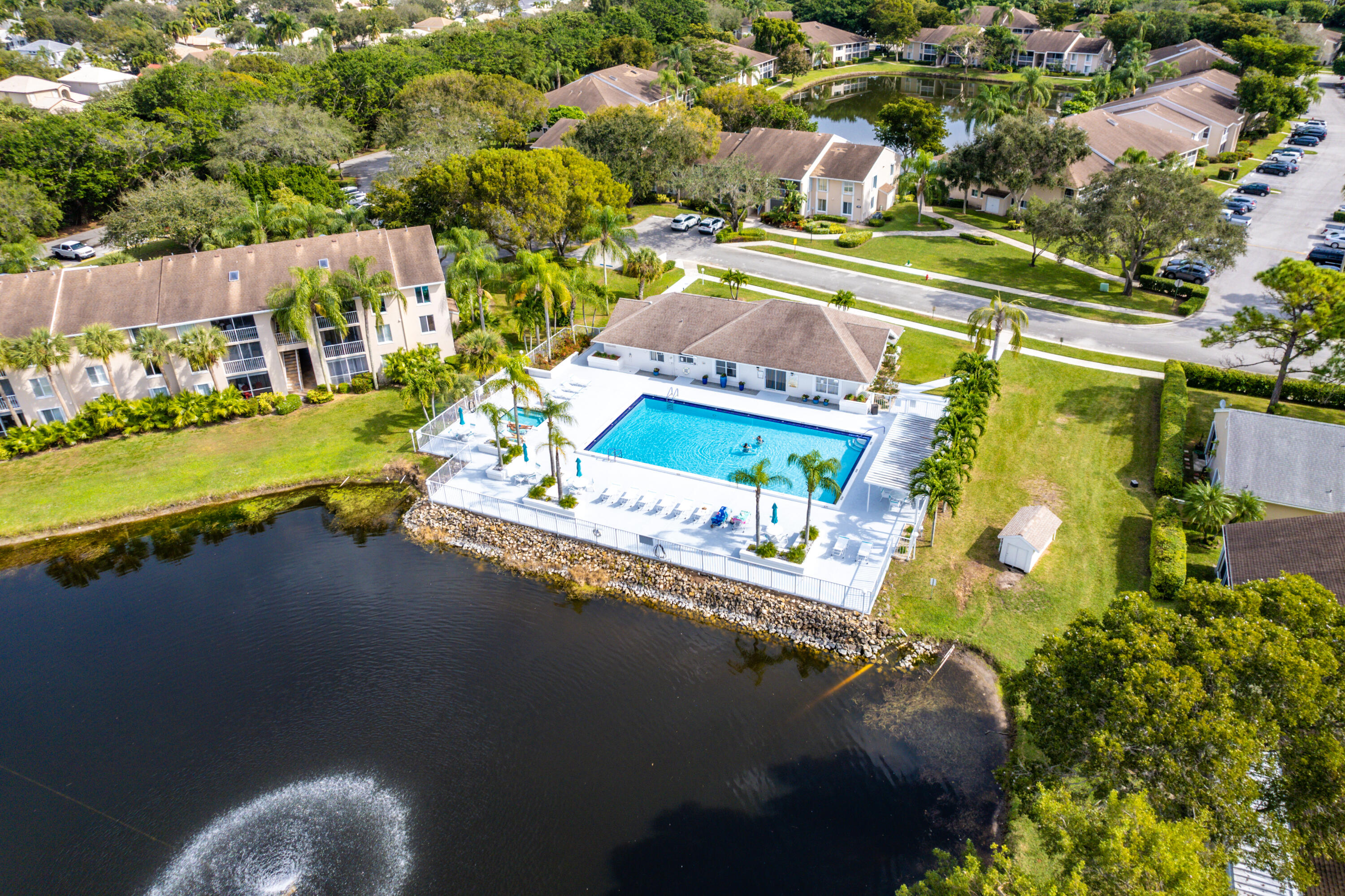 7920 Mansfield Hollow Road Delray Beach, FL 33446 - Photo 5 of 40 Pool 2/Clubhouse