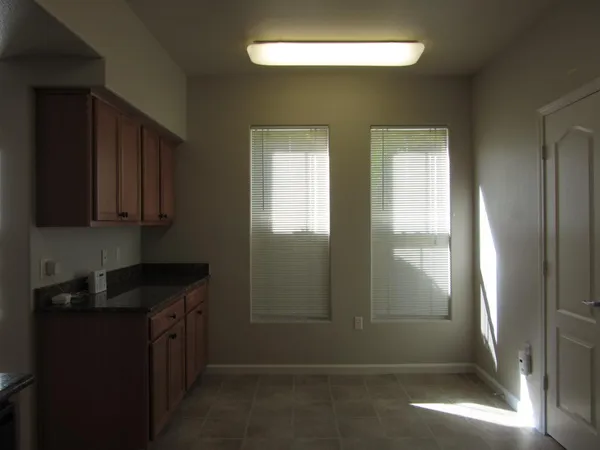a view of empty room with window