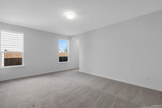 $2,250 | 8002 Kingfisher Landing, San Antonio, TX 78253