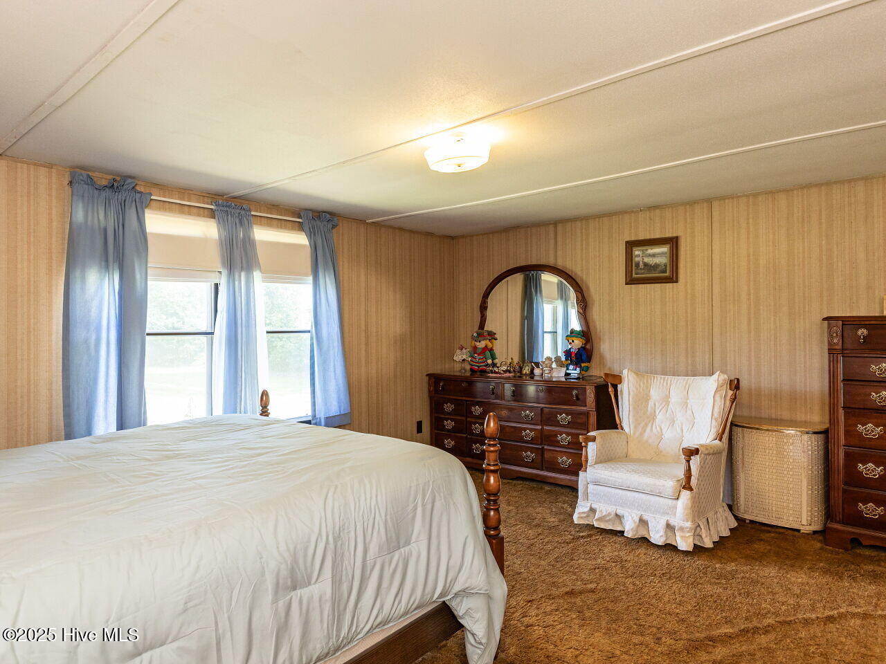 3566 North McCullen Road Faison, NC 28341 - Photo 15 of 28 015-1280x960-master-bedroom