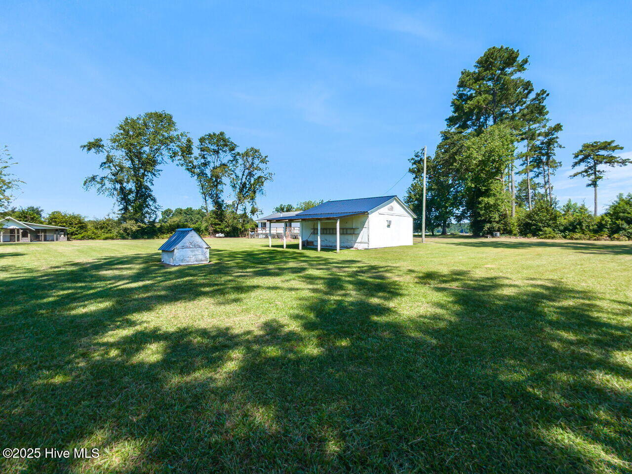 3566 North McCullen Road Faison, NC 28341 - Photo 26 of 28 026-1280x960-backyard