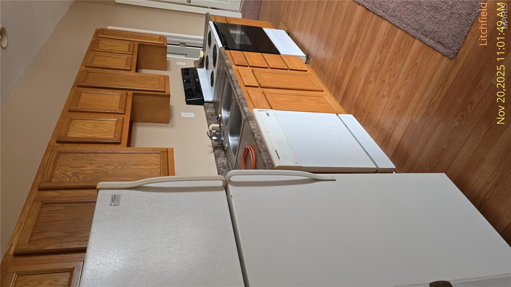 104 West Edwards Street Litchfield, IL 62056 - Photo 20 of 38