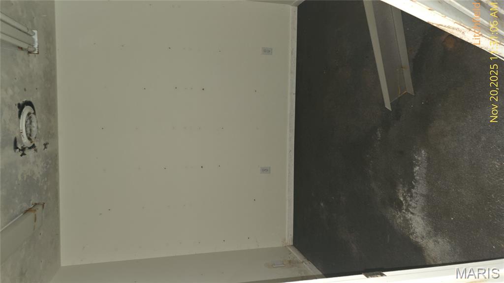 104 West Edwards Street Litchfield, IL 62056 - Photo 34 of 38