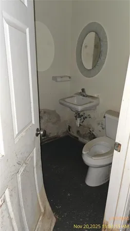 $80,000 | 104 West Edwards Street, Litchfield, IL 62056