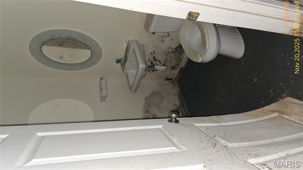 104 West Edwards Street Litchfield, IL 62056 - Photo 36 of 38