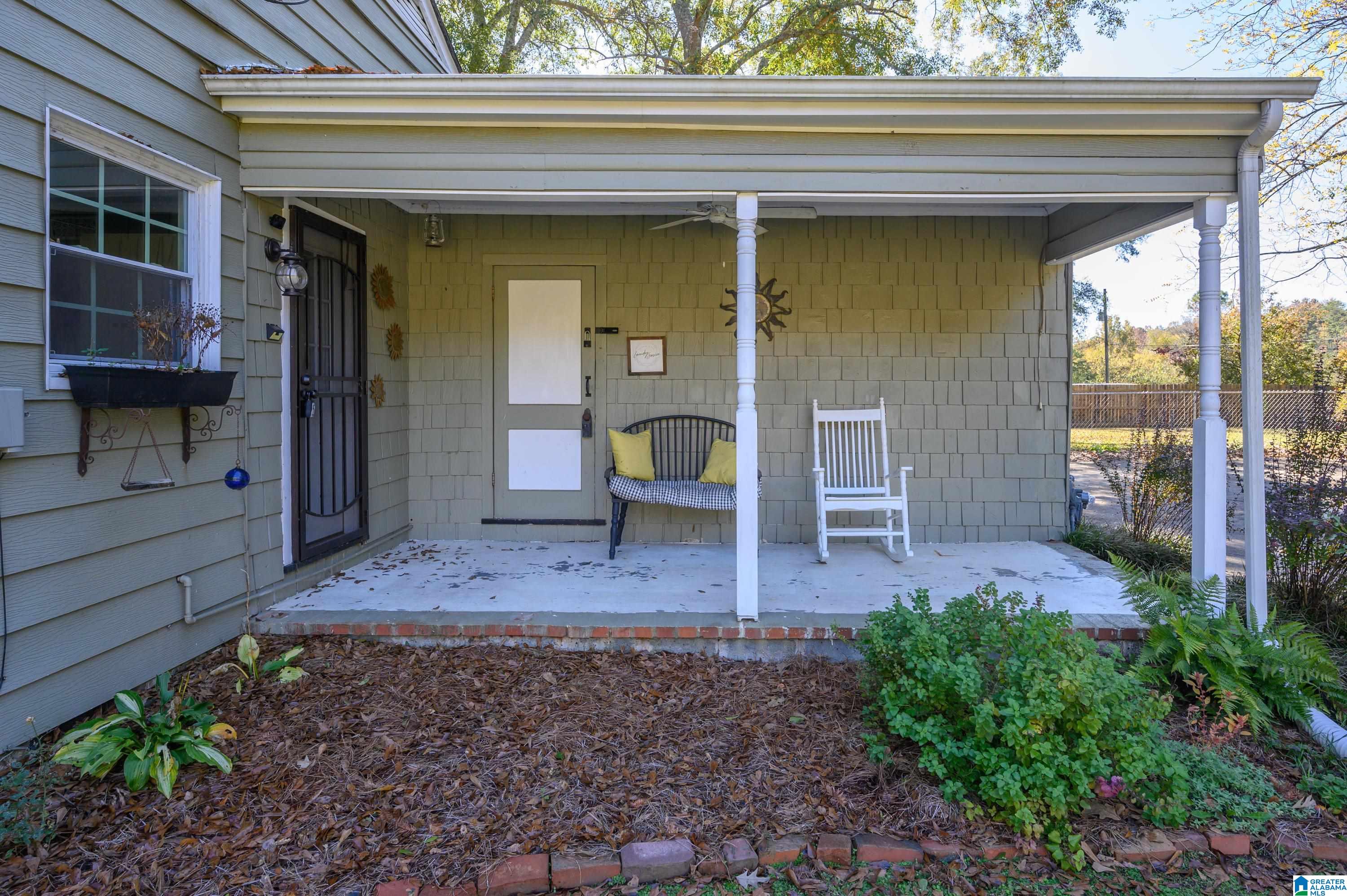 4437 Silver Lake Road Pinson, AL 35126 - Photo 4 of 37
