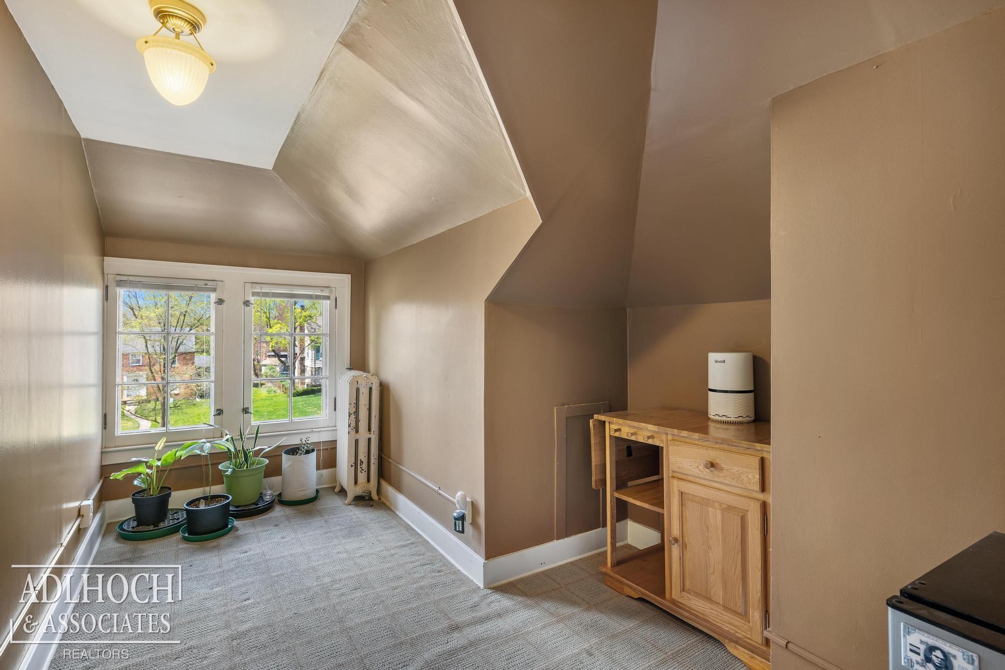 1312 Buckingham Road Grosse Pointe Park, MI 48230 - Photo 43 of 63