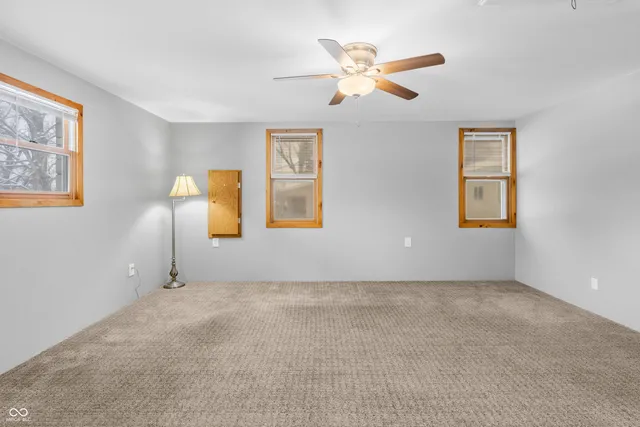 $350,000 | 6742 East County Road 900 North, Seymour, IN 47274