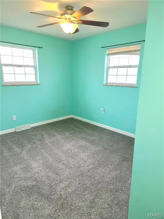 $185,000 | 228 Willowrun Drive, Moro, IL 62067