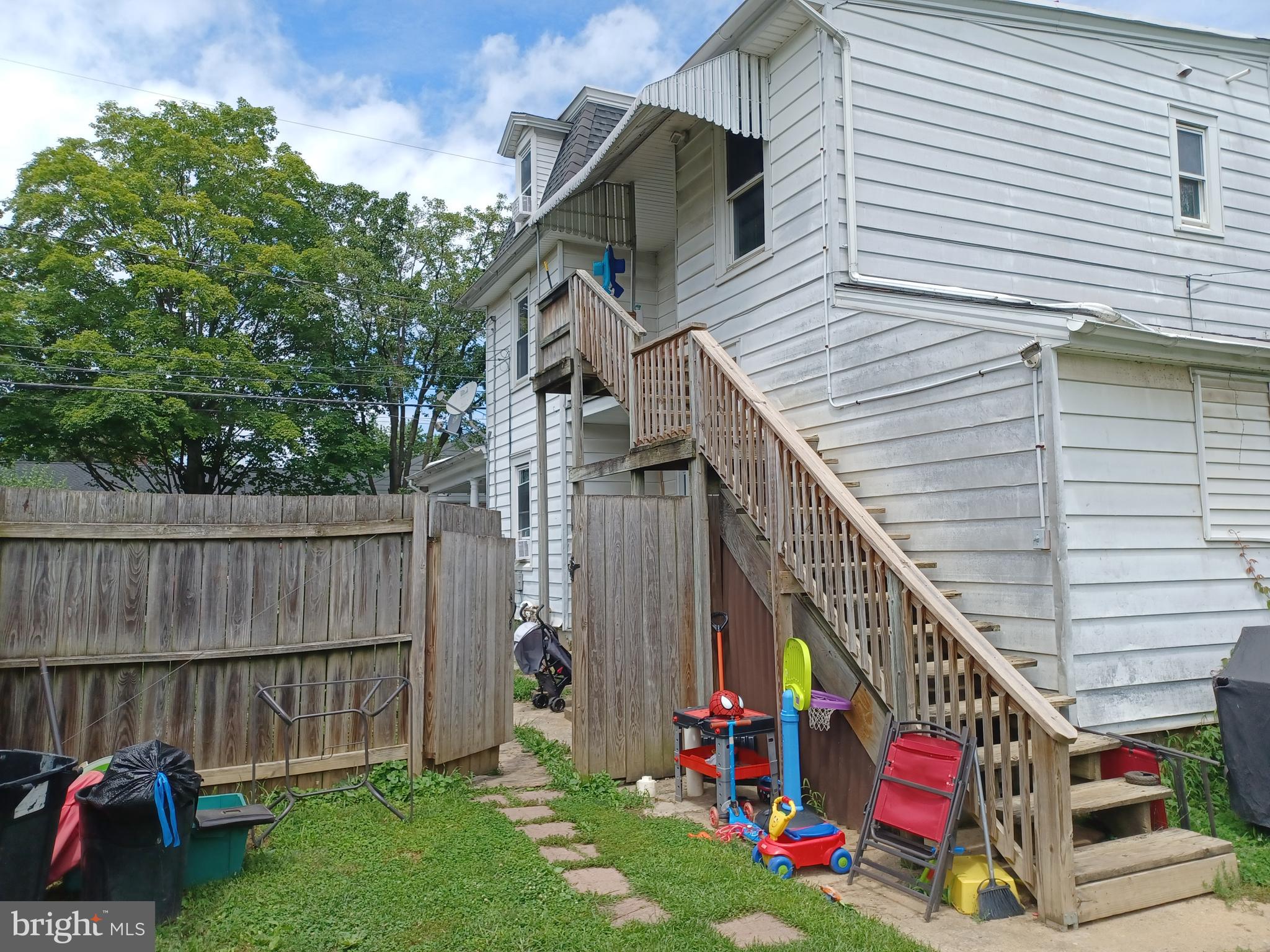 43 West Ferdinand Street Manheim, PA 17545 - Photo 16 of 23 a view of outdoor space yard and deck