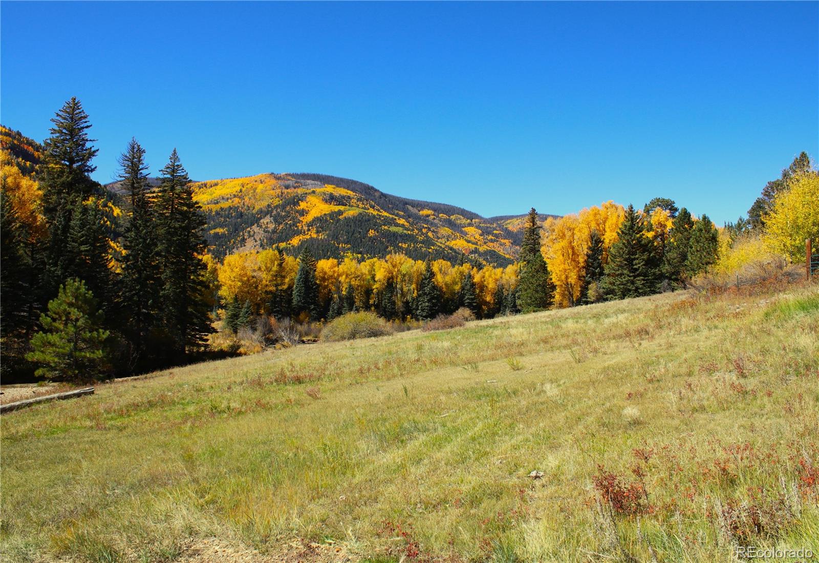 38938 Nf-250 Del Norte, CO 81132 - Photo 4 of 22 a view of ocean with green space