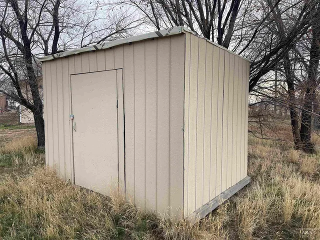 $200,000 | 319 Southwest Fly By Avenue, Mountain Home, ID 83647