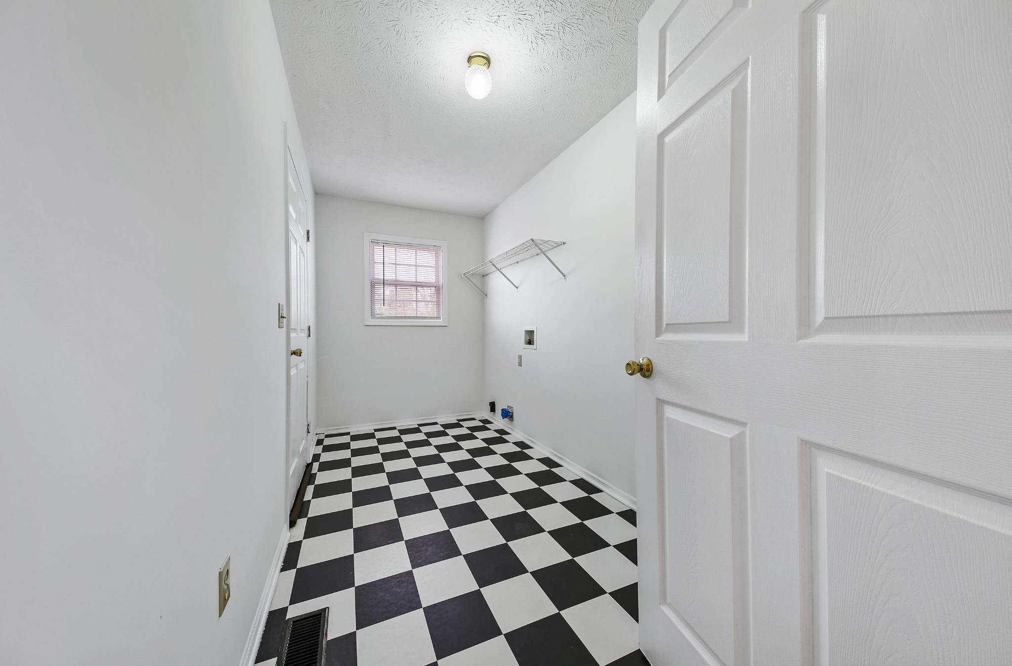 1371 Heady Road Sparta, TN 38583 - Photo 10 of 31 Gallery Image 10
