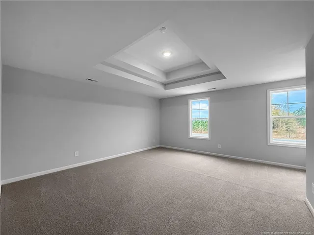 a view of empty room with window