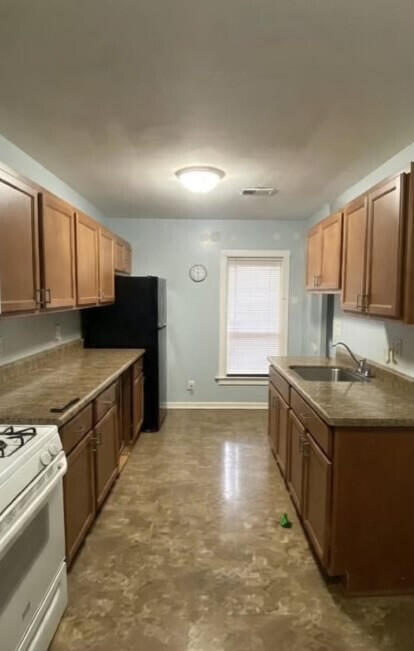 1701 Edgewood Avenue Racine, WI 53404 - Photo 4 of 12 1701EdgewoodAve_65297_4