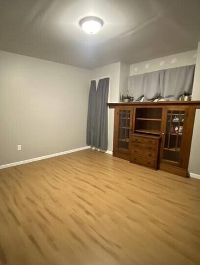 1701 Edgewood Avenue Racine, WI 53404 - Photo 8 of 12 1701EdgewoodAve_65297_8